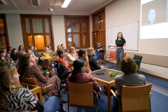 Sdilena-zkusenost-28-1-2025-Praha-knihovna-Hana-Krolupperova_7
